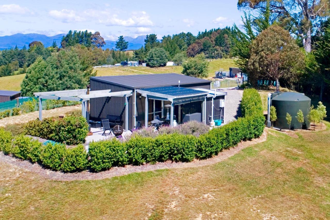 The Shed With A View Apartment Mahana Exterior foto